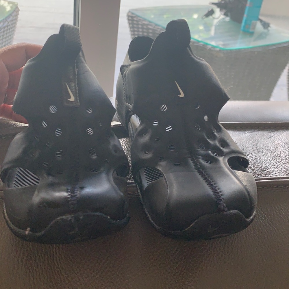 Nike water shoes